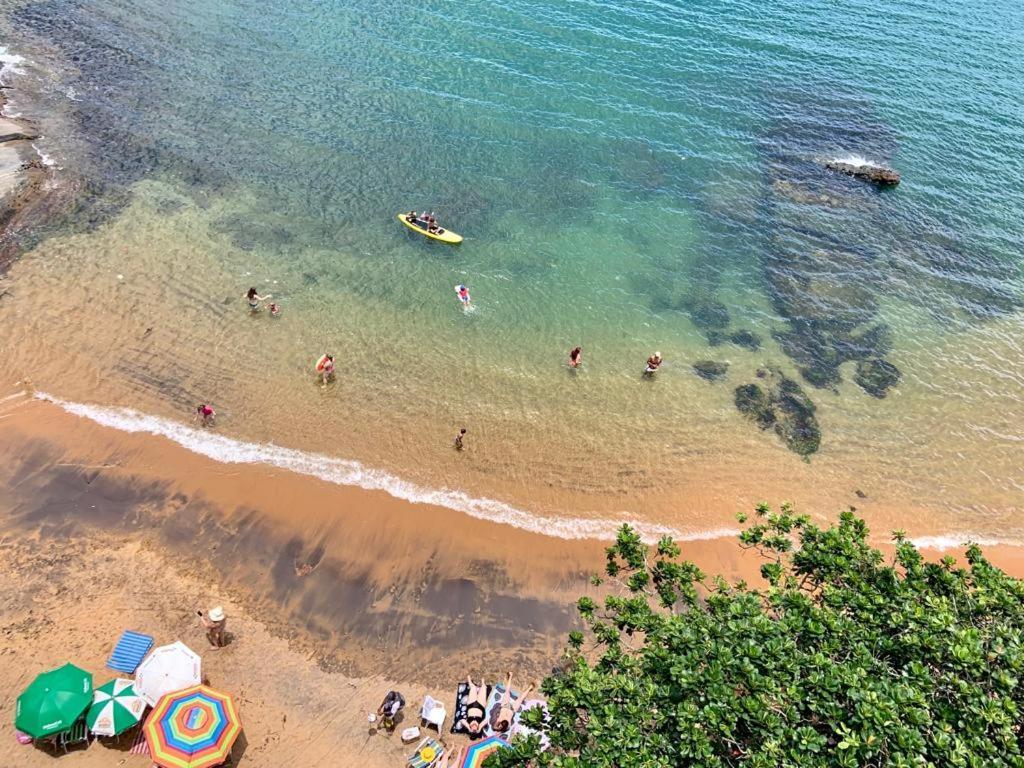 Apartamento Pe Na Areia E Aguas Tranquilas No Centro De Guarapari Kültér fotó