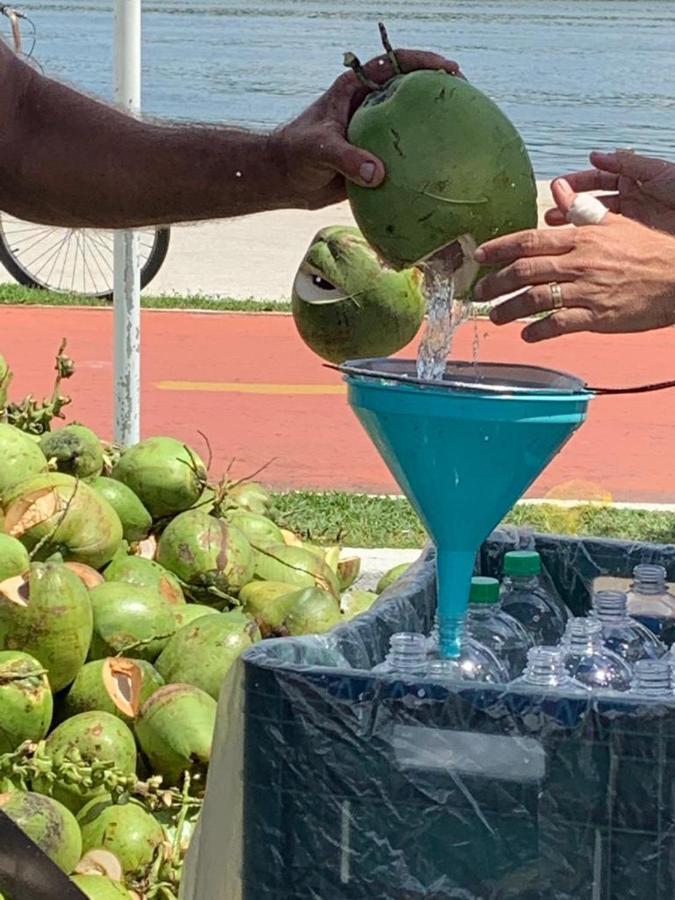 Apartamento Pe Na Areia E Aguas Tranquilas No Centro De Guarapari Kültér fotó